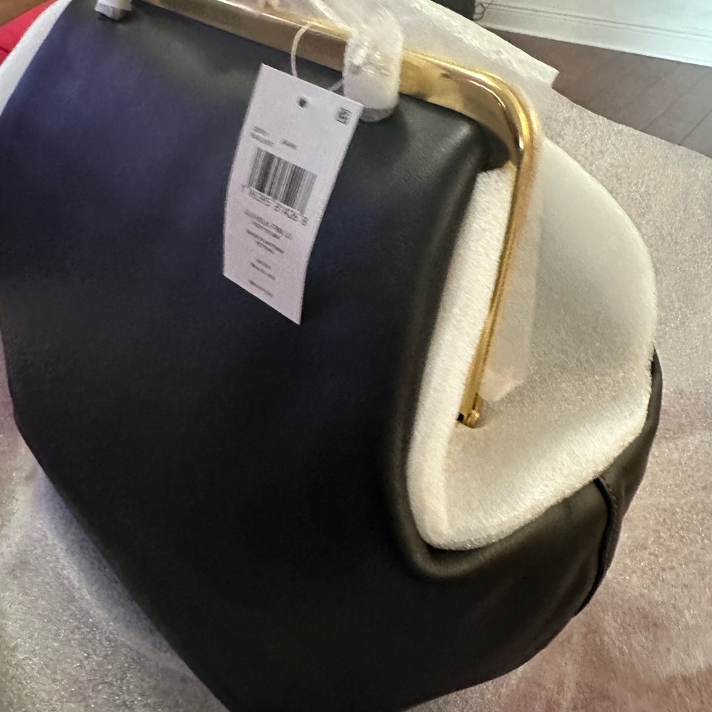 Coach Large Kisslock Bag - Picture 7 of 7